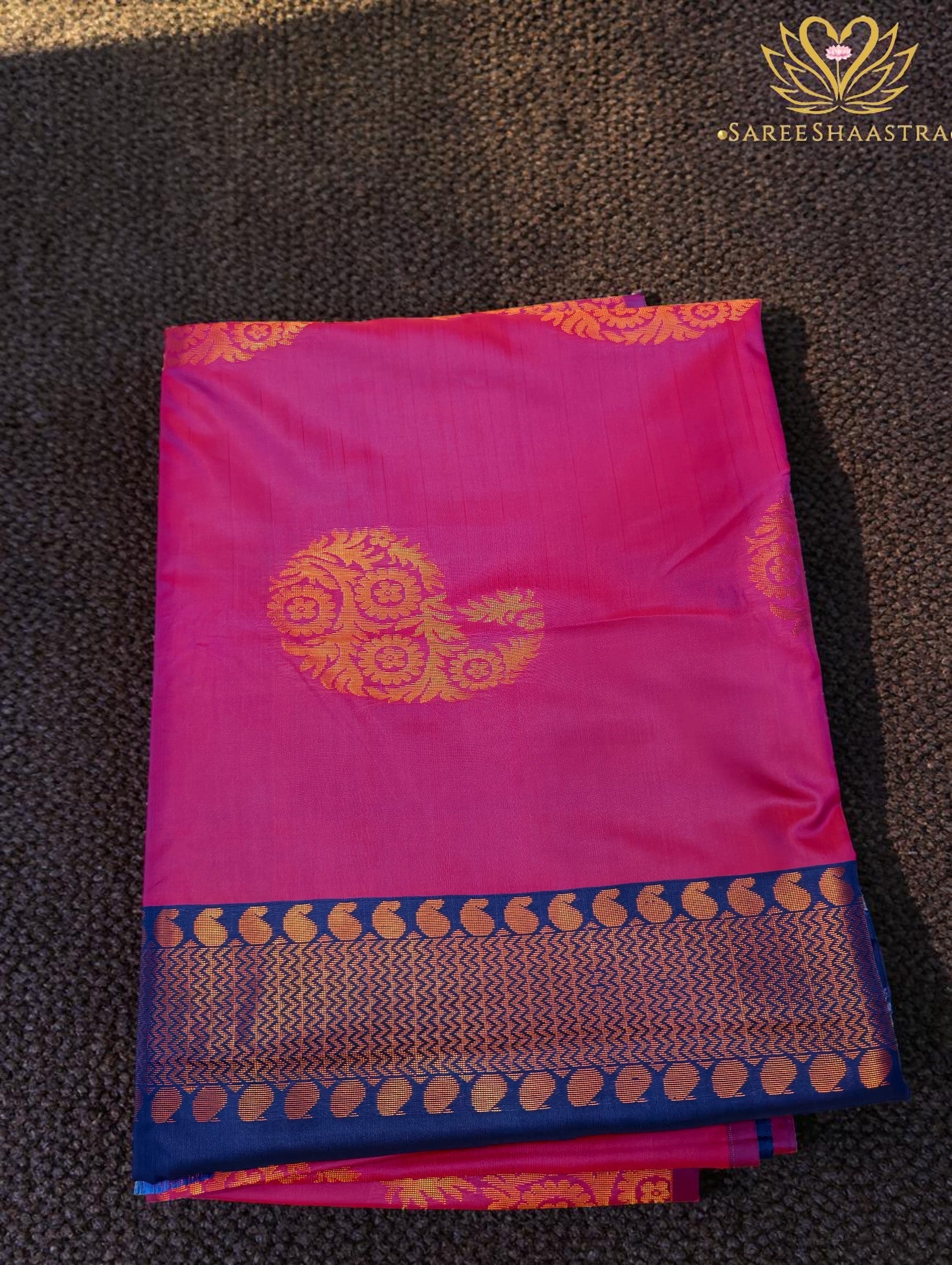 Paisley Butti Borderless Semi Silk