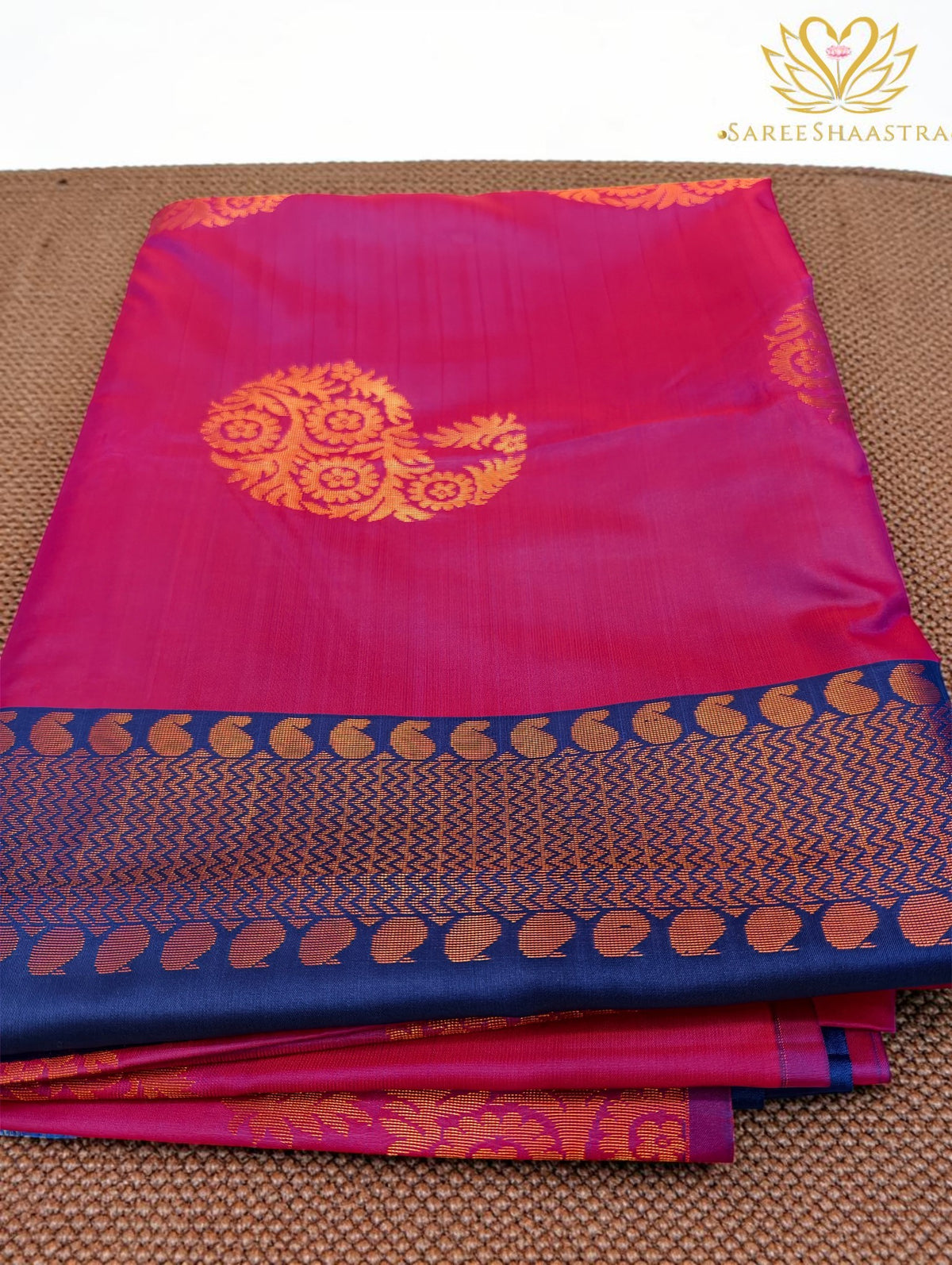Paisley Butti Borderless Semi Silk