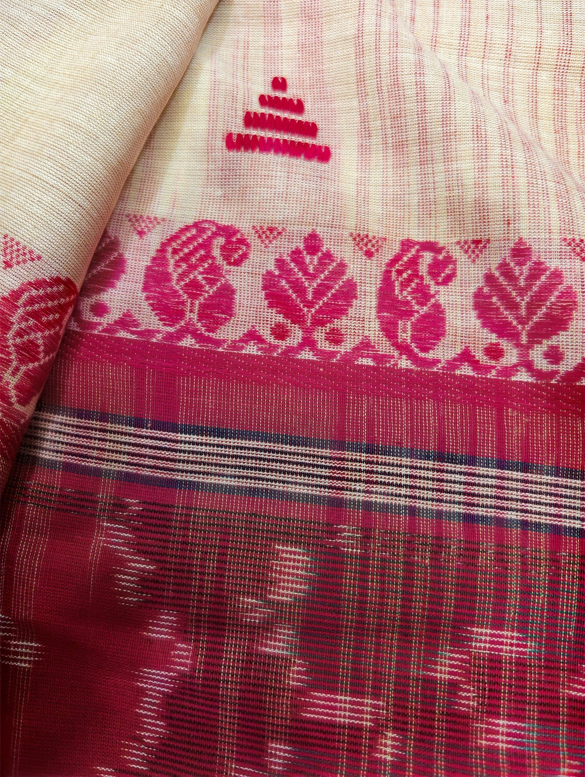 Dhonekhali Lal Booti Handloom Saree