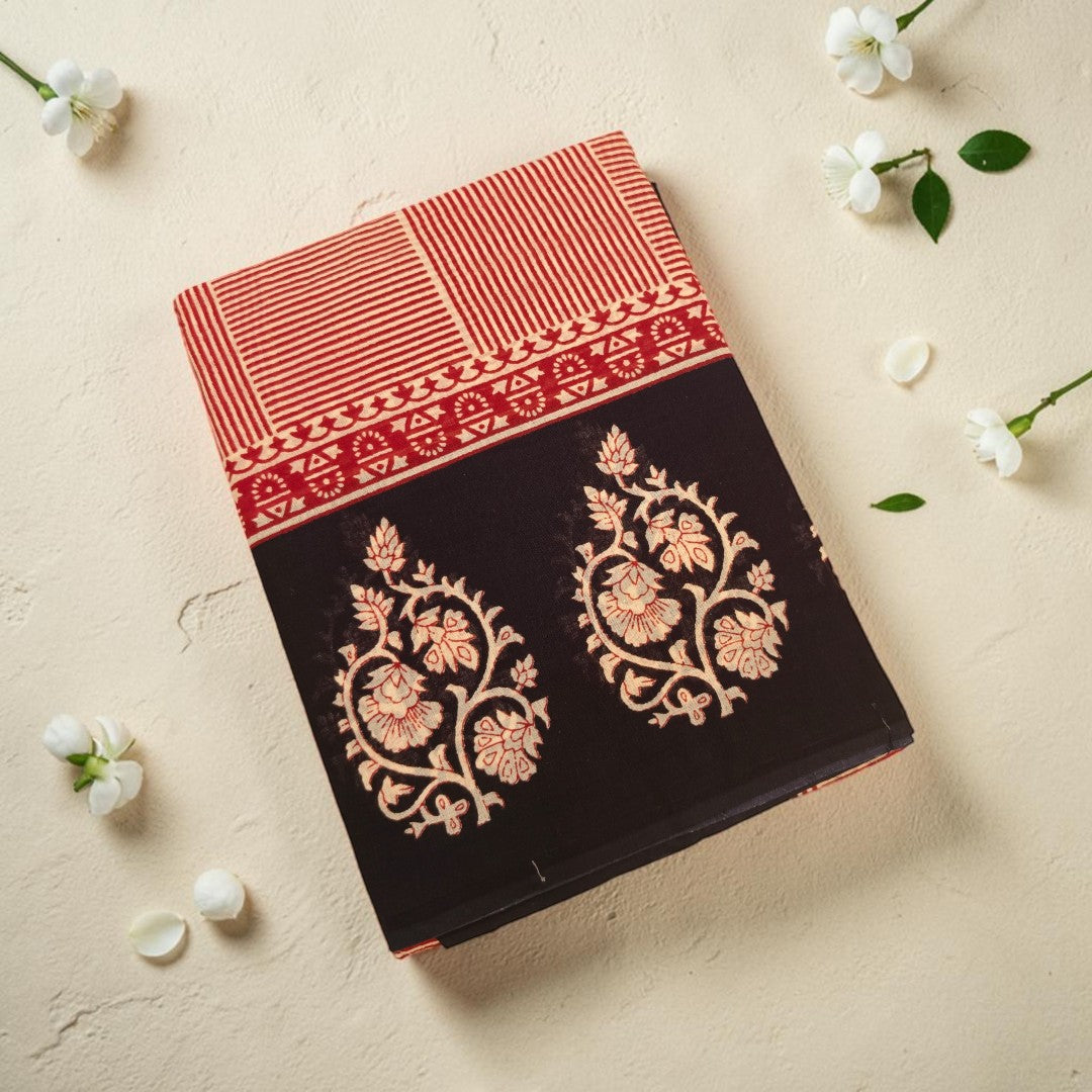Floral Noir — Screen Printed Mul Cotton Saree