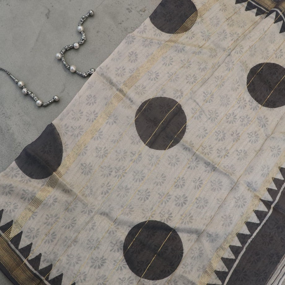 Beige Stripes Bagru Maheshwari
