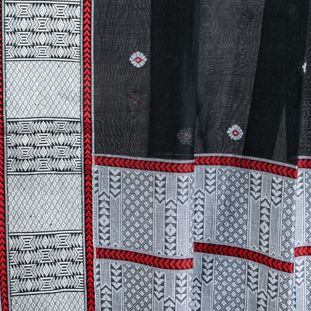 Handloom Cotton Saree with Sambalpuri-Inspired Woven Pallu